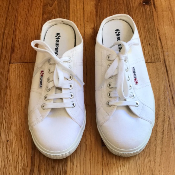 superga heel slip